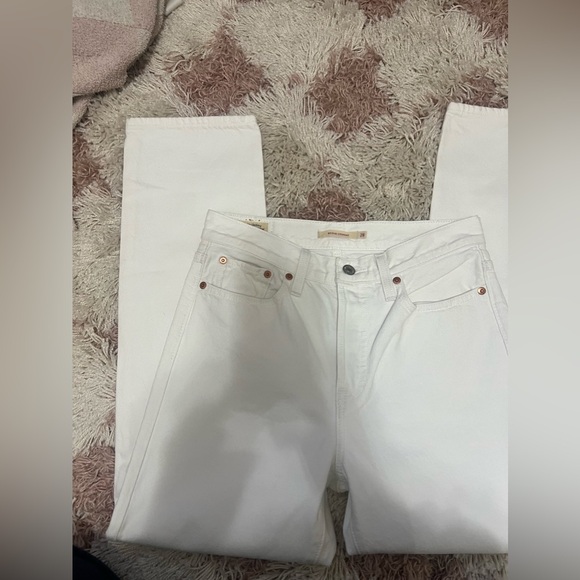 BRAND NEW LEVI JEANS - Picture 3 of 6